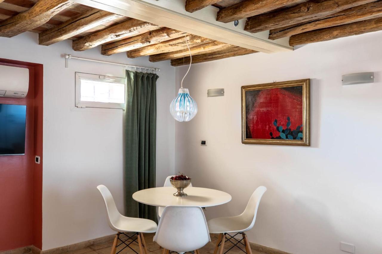 Iflat Penthouse In Campo De' Fiori Apartment Rome Bagian luar foto