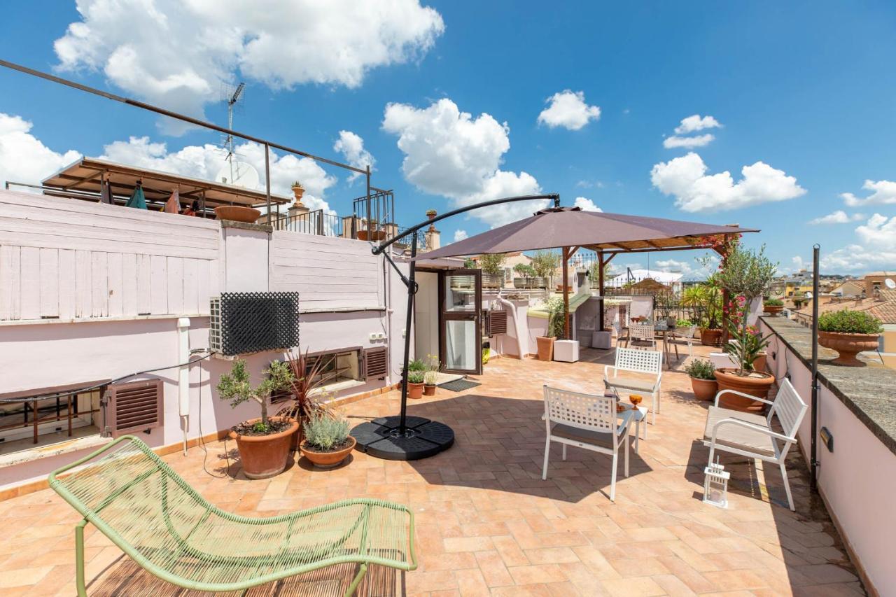 Iflat Penthouse In Campo De' Fiori Apartment Rome Bagian luar foto