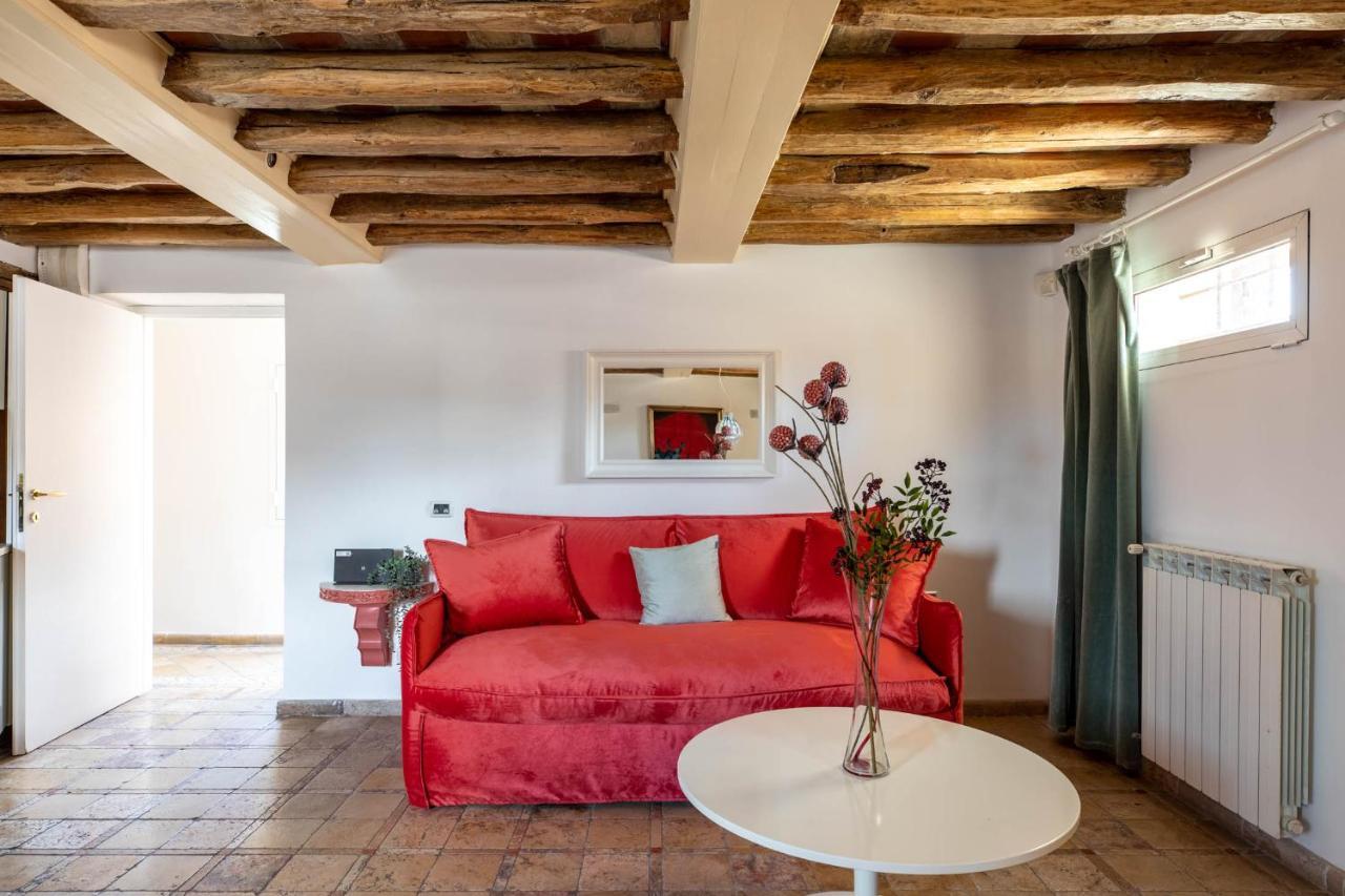 Iflat Penthouse In Campo De' Fiori Apartment Rome Bagian luar foto