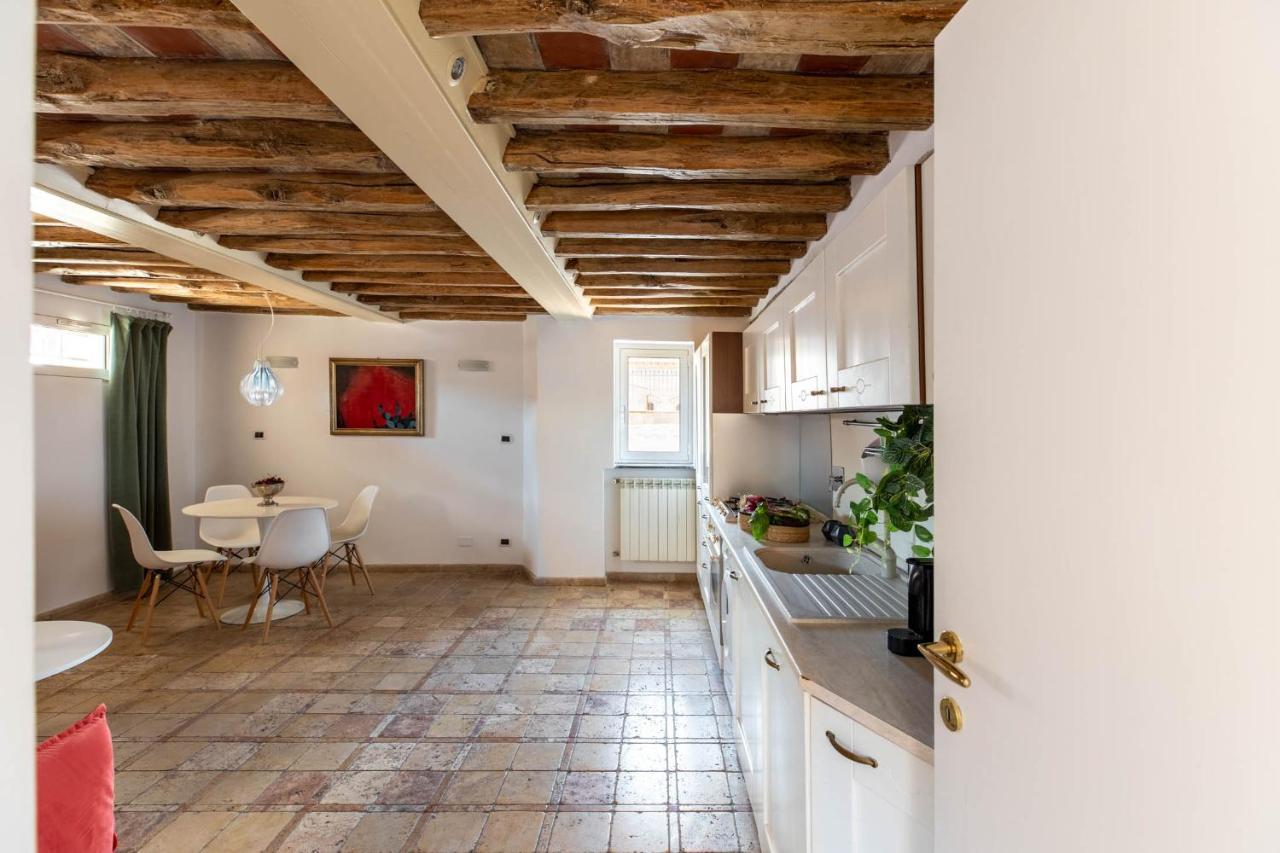 Iflat Penthouse In Campo De' Fiori Apartment Rome Bagian luar foto
